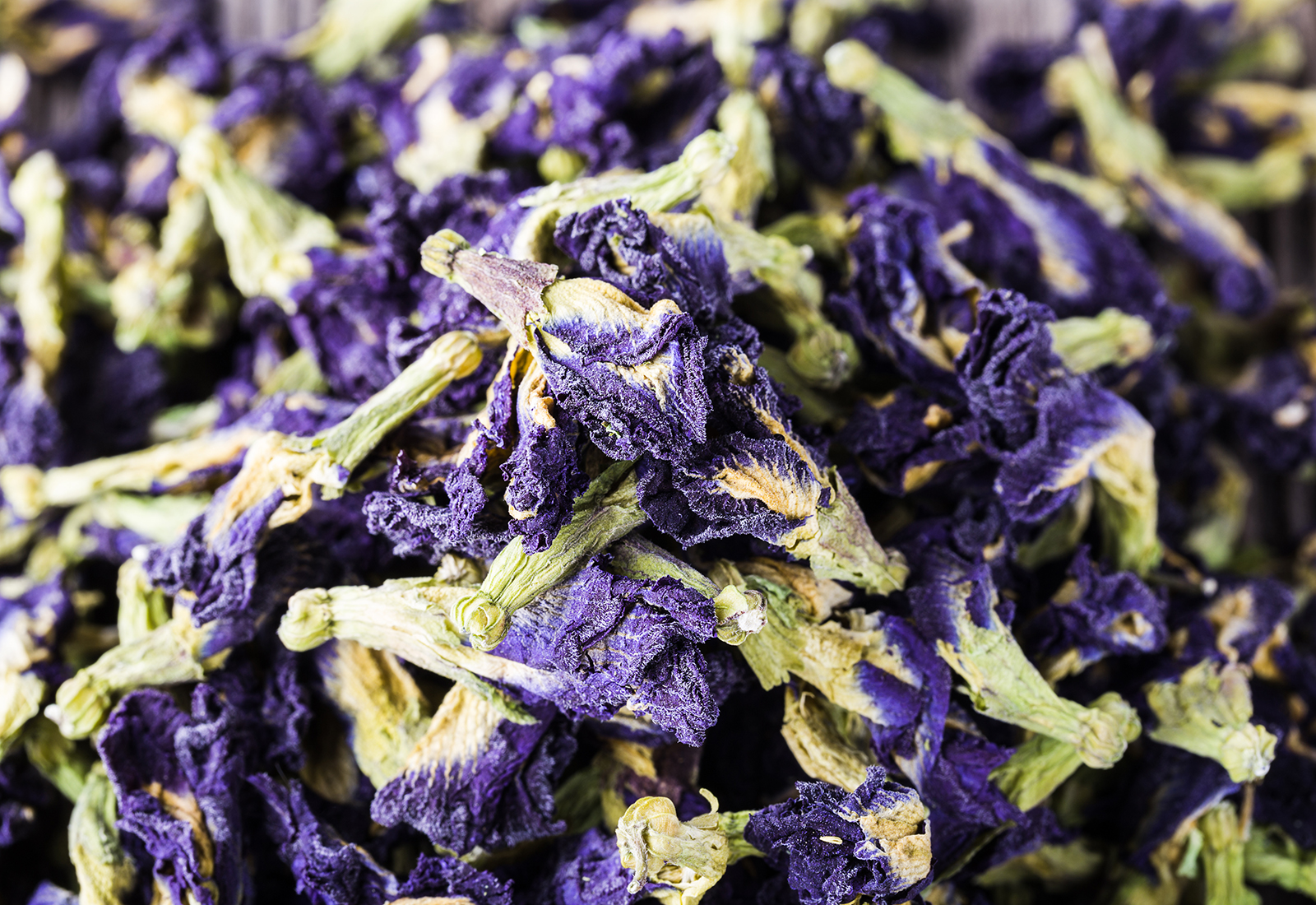 Dried blue butterfly pea flowers, healthy herbal tea, detox tea.